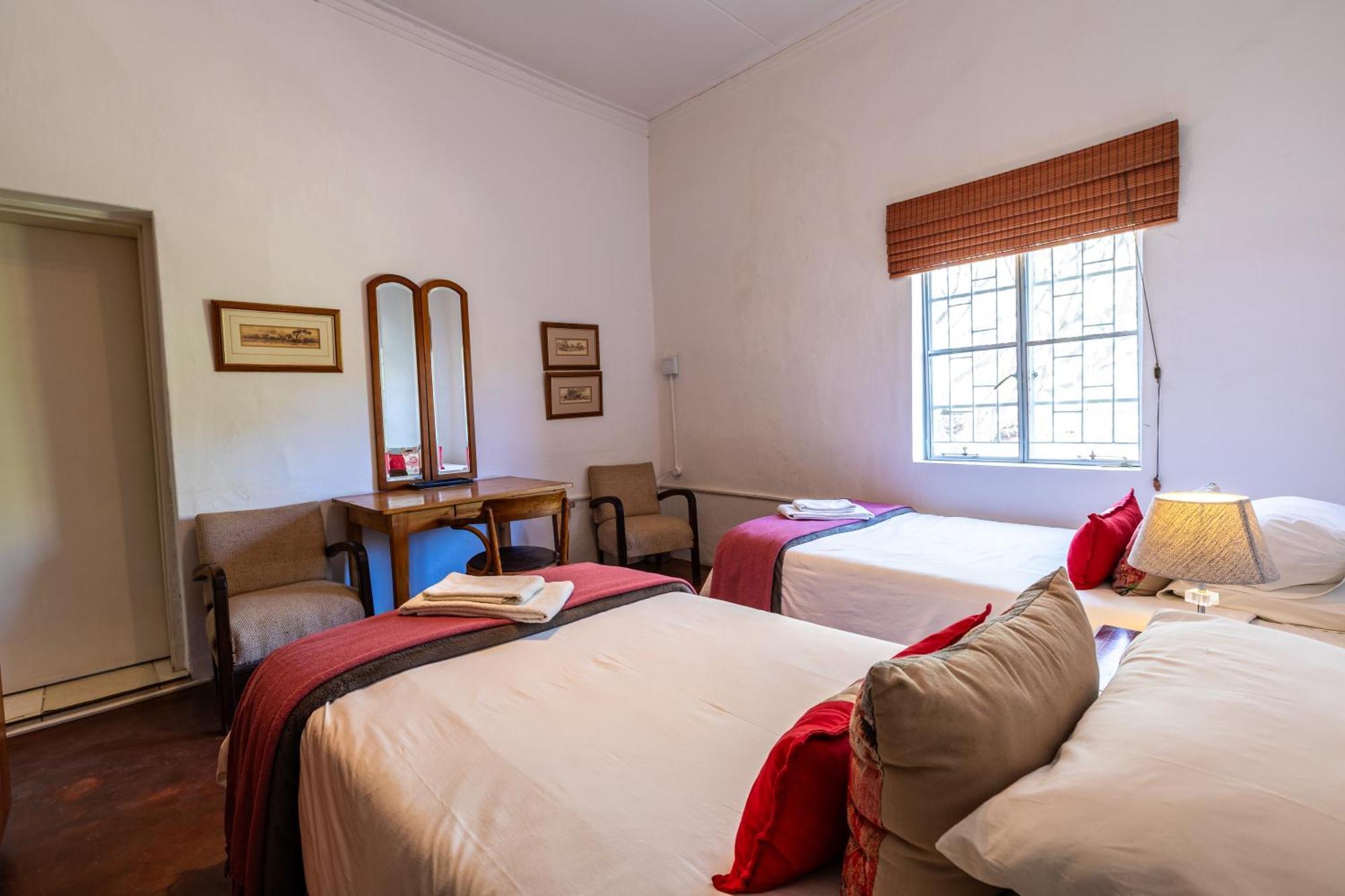 Hh 820 Accomodation Grootfontein Екстериор снимка
